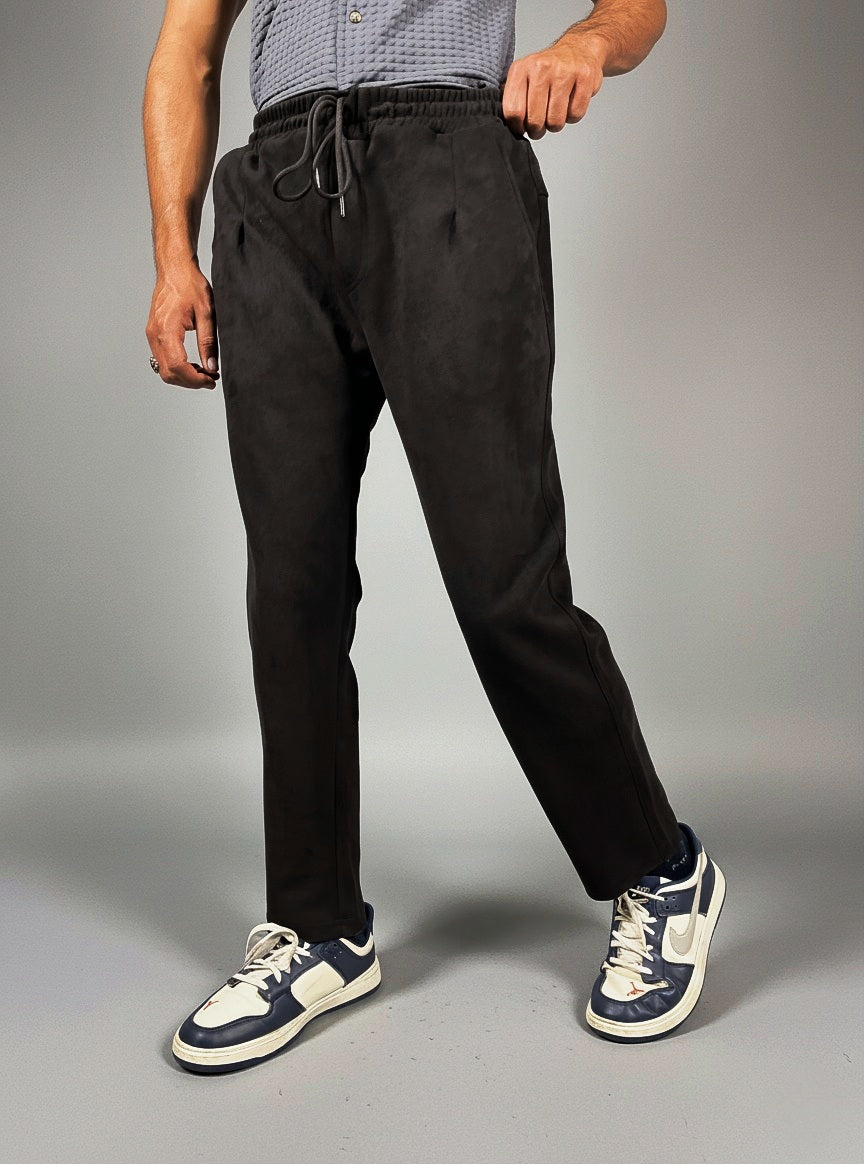 Classic Pleated Trouser (Black)